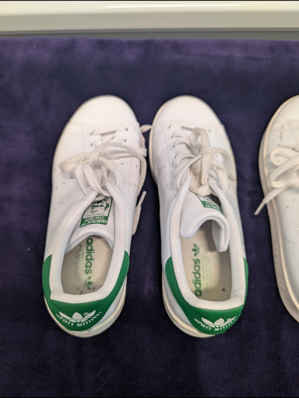 White Adidas Stan Smith Sneakers with Navy Heel Tab - Picture 2 of 8